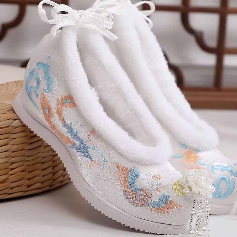 Embroidery Red - Sepatu Hanfu Musim Dingin Wanita Sepatu