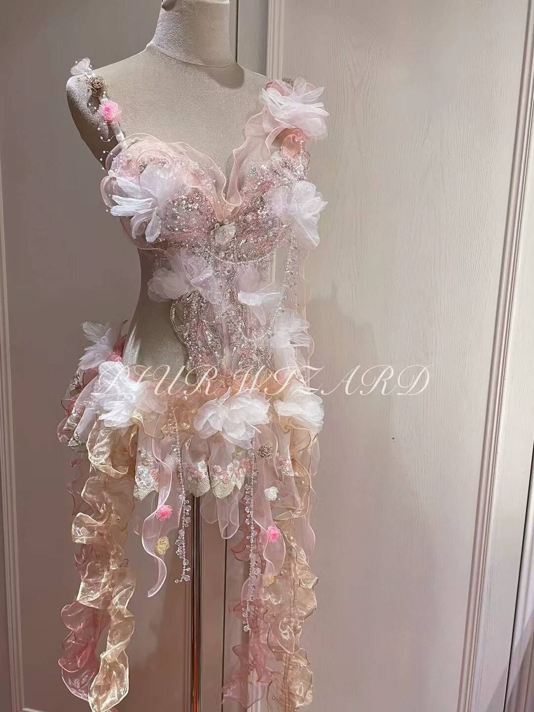 Embroidery Set - Gaun Pertunjukan Bikini Seksi Bordir Bunga