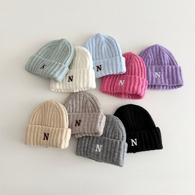 Embroidery Letter N - Topi Rajut Anak Gaya Korea dengan
