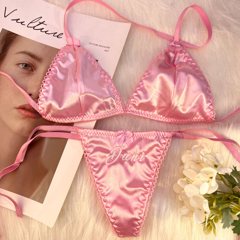 Embroidery Names - Set Bra Segitiga dan G-string 2Pc/Set