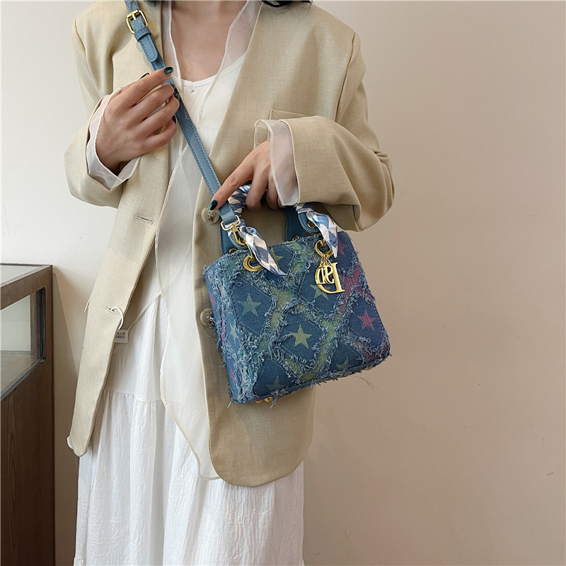 Tas Tangan Bintang Denim Baru  - Embroidery Font ulasan dan harga