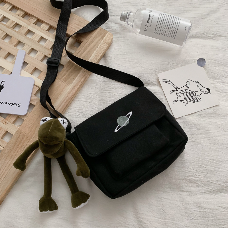 Tas kurir siswa kolase kasual  - Embroidery Font ulasan dan harga