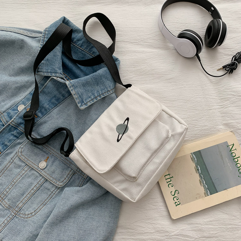 Tas kurir siswa kolase kasual  - Embroidery Font ulasan dan harga