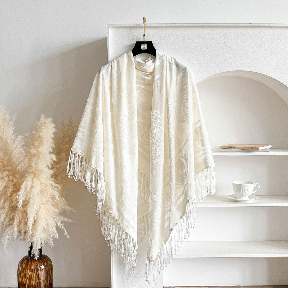 Syal Beludru Retro dengan Rumb - Embroidery Shawl ulasan dan harga