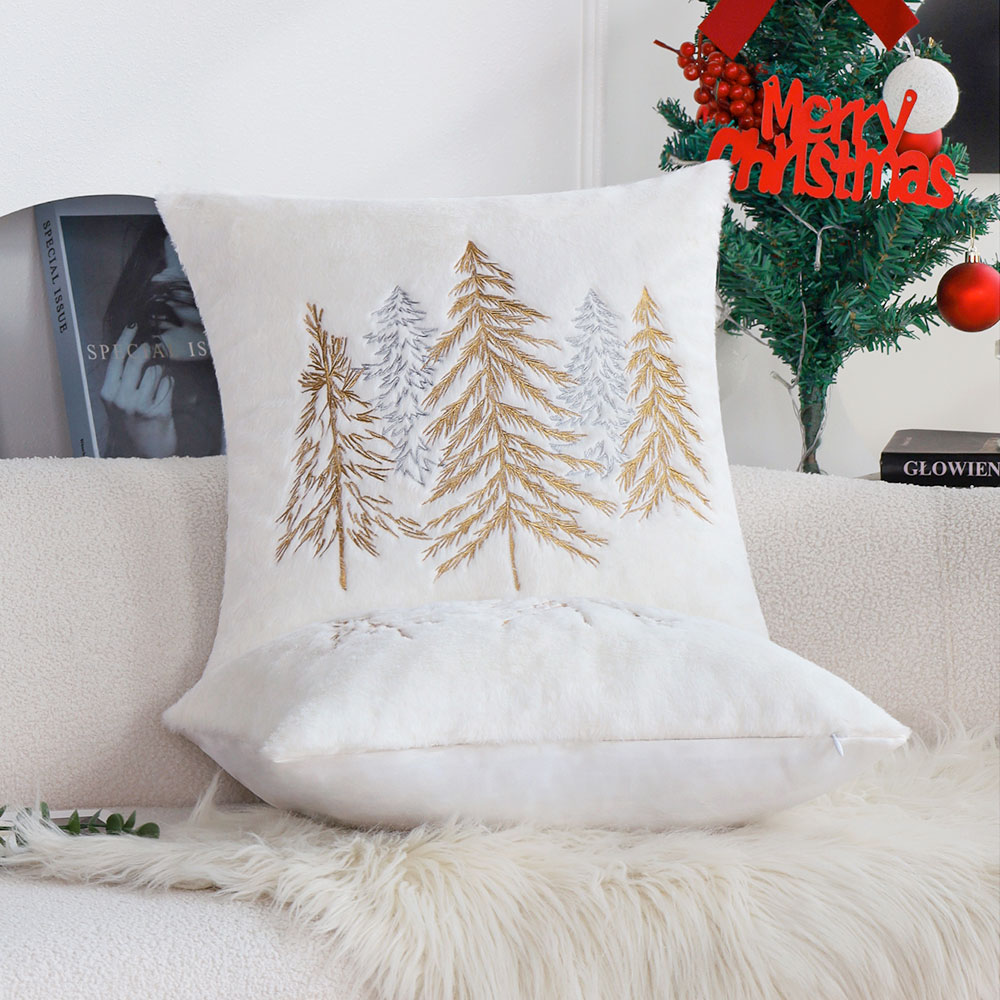 Sarung Bantal Bulu Kelinci Imi - Embroidery Xmas Tree ulasan dan harga